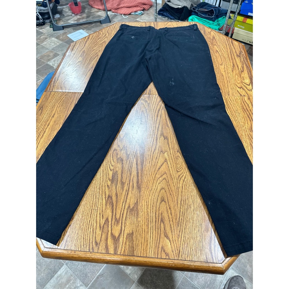 Old Navy Ultimate Straight Chino Pants Mens 32x34 Black Stretch Cotton Trousers - Picture 3 of 3